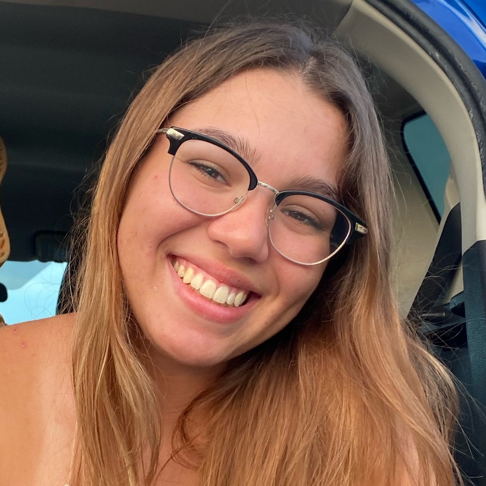 Meet your Posher, Juliana